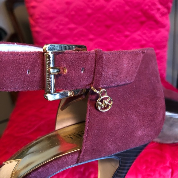 Michael Kors Maroon Suede Platform Heels-Pre❤️’d - Picture 6 of 7